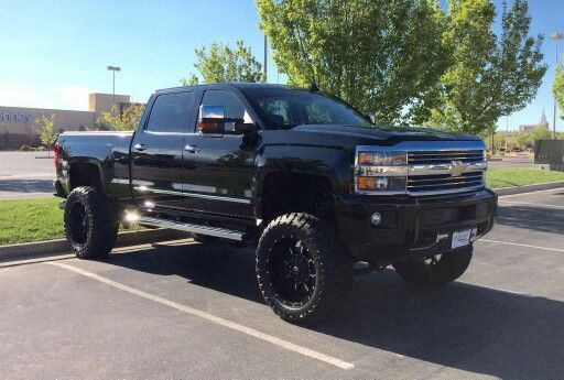 Why Are Lifted Trucks So Popular in Arizona?